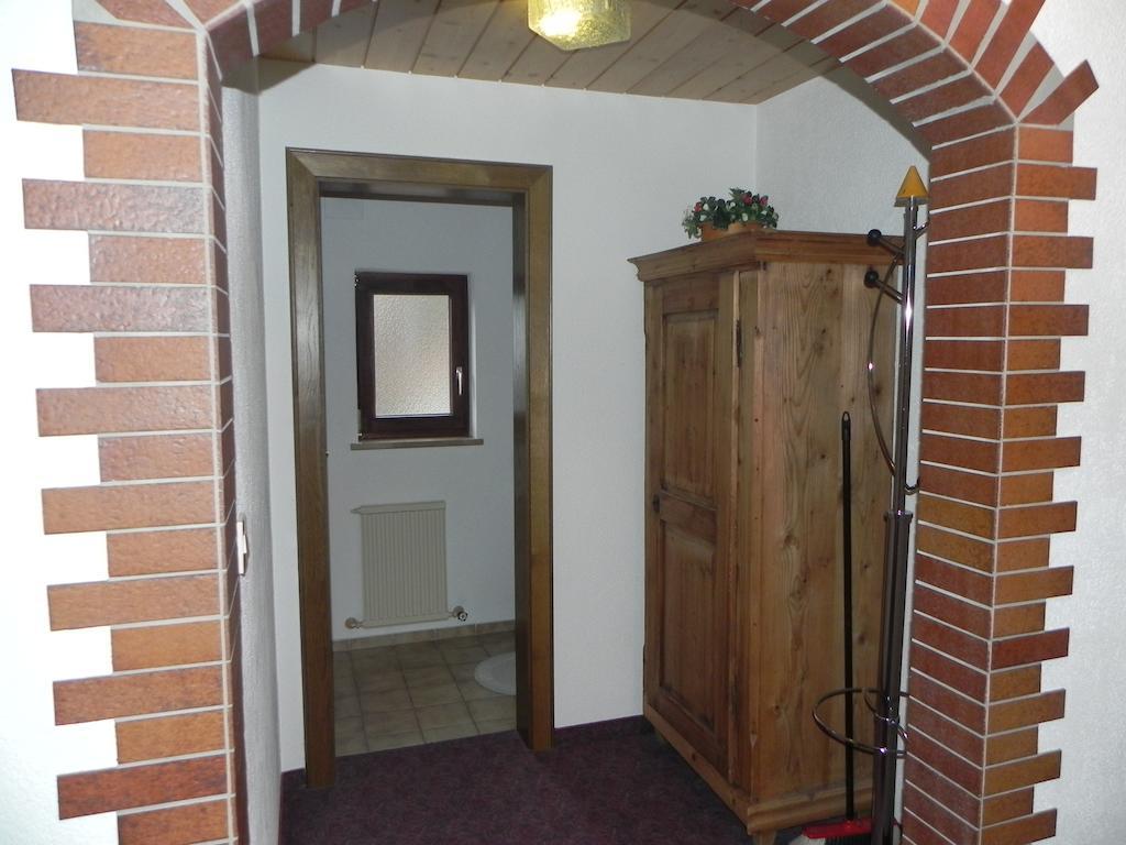 フェレインヴォーヌング シャウツギー ロイテ 部屋 写真